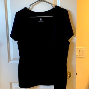 Ladies black tshirt
